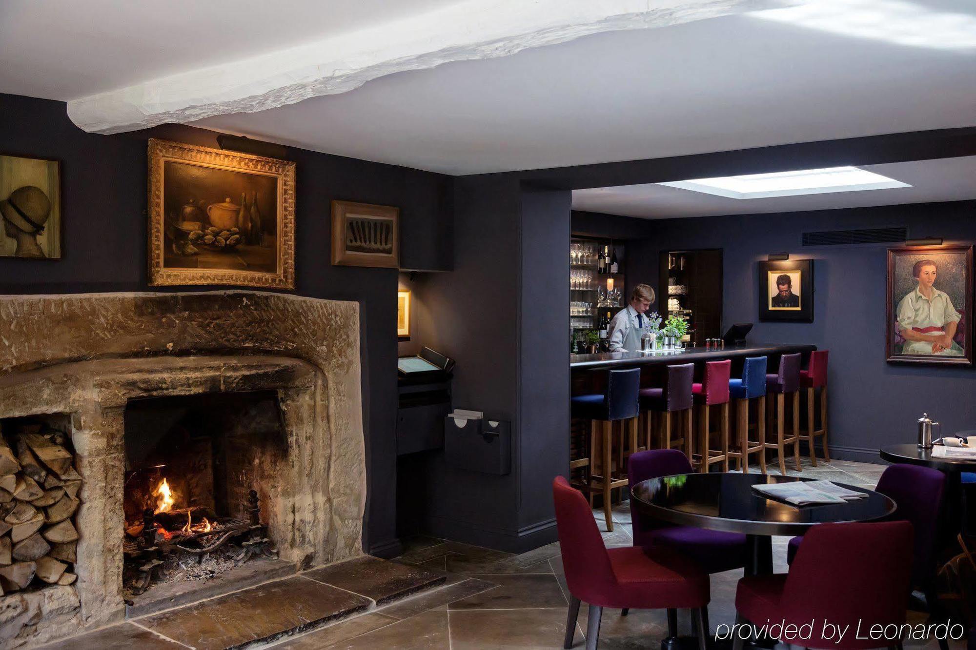 Old Parsonage Hotel Oxford Exterior foto The bar at The Old parsonage